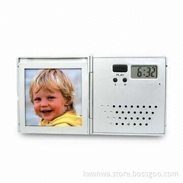 Photo frame clock with date display and voice message recording function